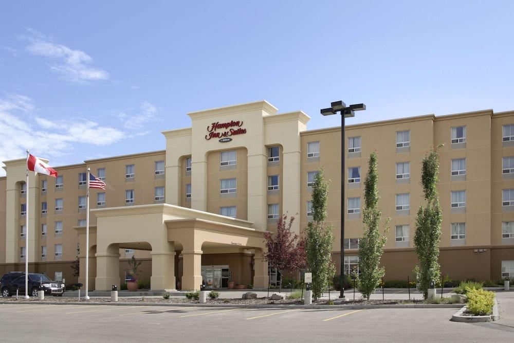 Hampton Inn & Suites Edmonton/West Exterior photo