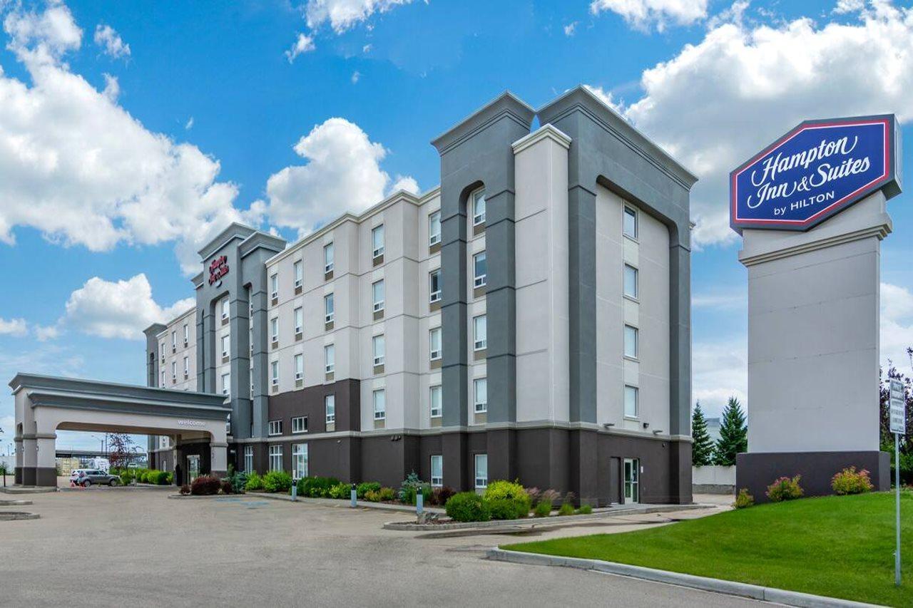 Hampton Inn & Suites Edmonton/West Exterior photo