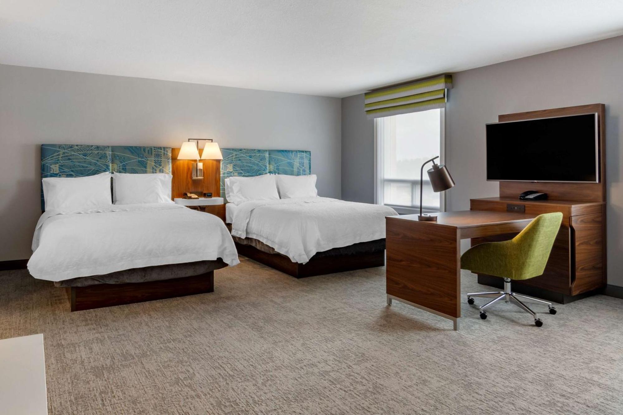 Hampton Inn & Suites Edmonton/West Exterior photo